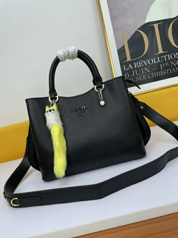 prada aaa qualite sac a main  pour femme s_122a5aa